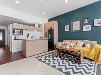 Price Reduction! Space, Style, Outdoor-2 Carparks