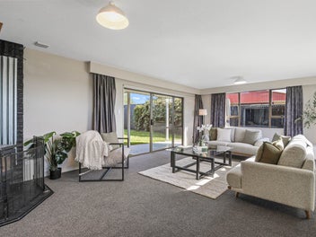 Cul-de-Sac Comfort with Ensuite Potential