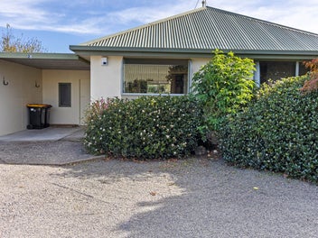 Your Perfect Town Bolt Hole or Easy Investment
