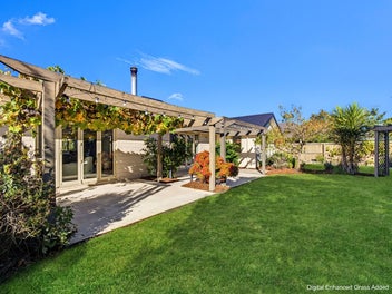 Location, location, location, renovated, private