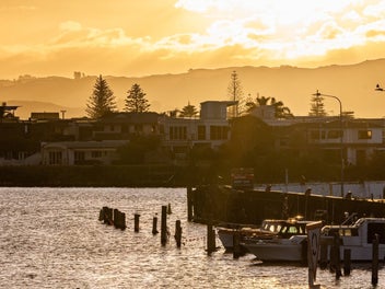 Front-Row to Ahuriri