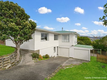 Deck Days and Family Ease in Newlands