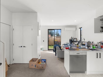 Your Dream Home/Great investment property Awaits