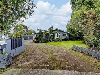 Opportunity in Dinsdale