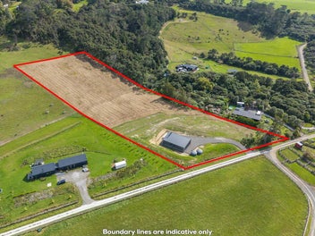 Liveable Shed + Land