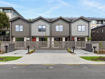Freehold Living Made Simple