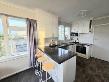 Modern Living Made Easy in a Quiet Setting