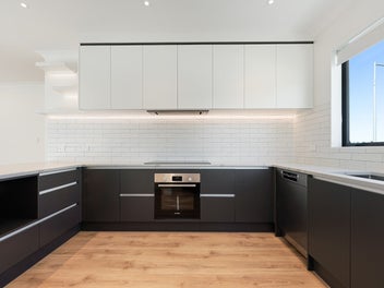 Style, Comfort & Everyday Ease in Arahills