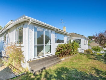 Sunny Retreat with Room to Live & Grow