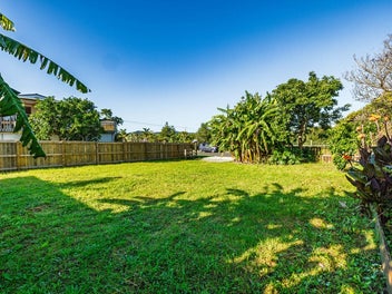 QUIET CENTRAL LOCATION - NO MORE SCHOOL DROP OFFS