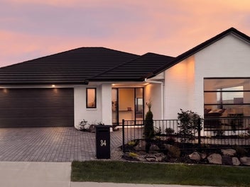 Brand new & ready to move into!