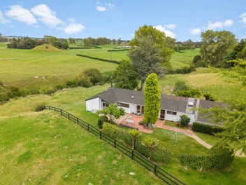 Price slashed - two titles, stunning views!