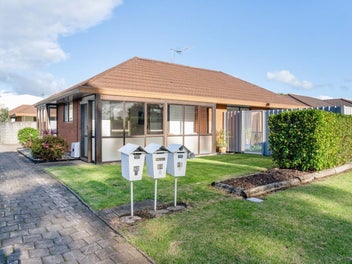 Simple, Solid, Central