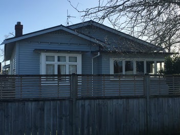 Image 1 of 7