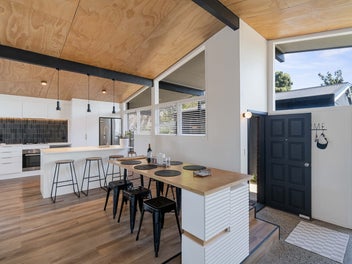 Design-Led Living with a Tranquil Courtyard