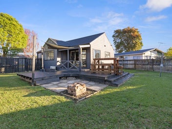 Renovated 3BR + Garage on 507m² Freehold