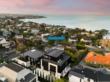 Near-New Coastal Residence | Panoramic Views
