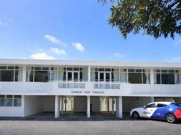 Image 1 of 8
