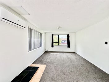 Image 1 of 11