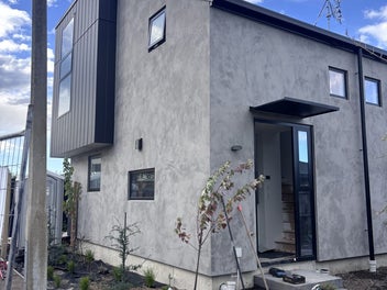 Prime Investment - Steps from Westfield Mall