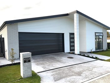 Image 1 of 21