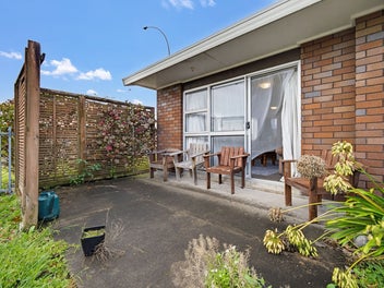 One Clear Choice- Right here in Melville