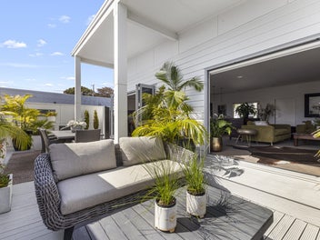 Image 1 of 28
