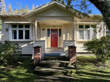 Image 1 of 20