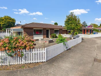 Brick & Tile Comfort + Sunny Patio Living