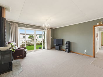 Easy Living with Room to Grow in Gore