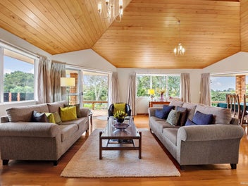 Lifestyle Living, Rural Charm