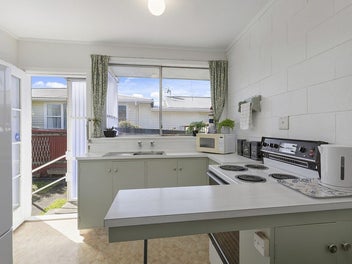 Easy Living in the Heart of the Bay