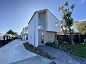 Image 1 of 14