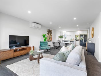 Westlake Zoned Family Home