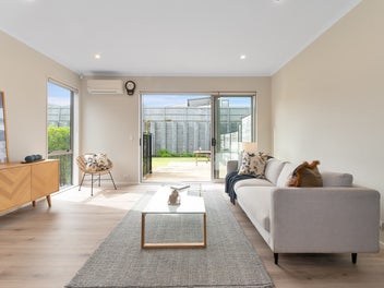 Elevated Living on Roundel