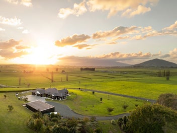 Lifestyle Living with Unmatched Views