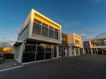 Image 1 of 5