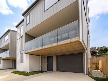 Image 1 of 11