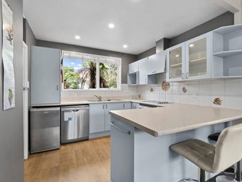 Packed with Potential in Popular Allenton