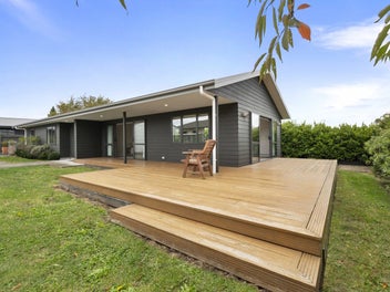 Effortless Modern Living