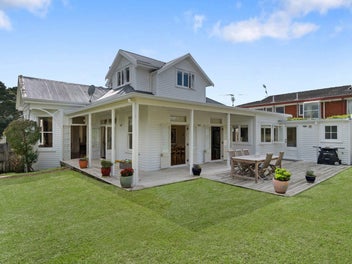 Landmark Mt Eden villa, scale, presence, lifestyle