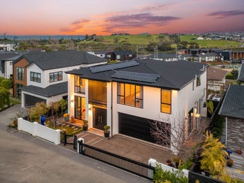 Sweeping Views and Designer Brilliance