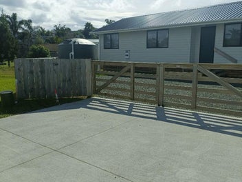 Image 1 of 8