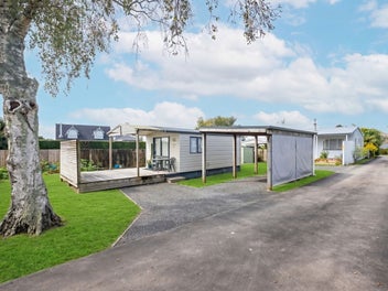 TWO DWELLINGS. FREEHOLD TITLE. $499,000.