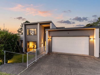 Next to Reserve and Short Cut to Albany Oak