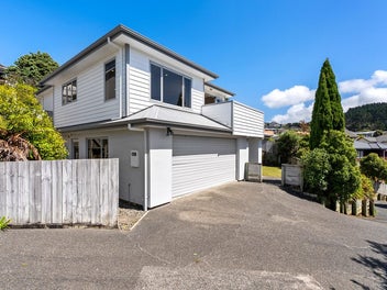 Spacious! Available - Asking Price $939k