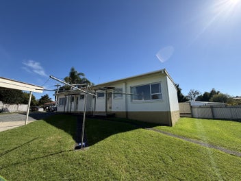 Image 1 of 18