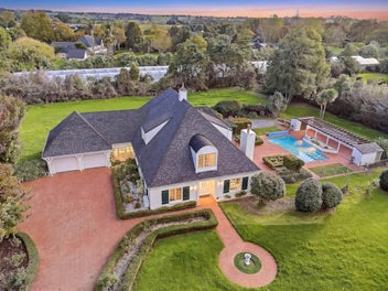 Elite Karaka: Gated Provence Style Sanctuary