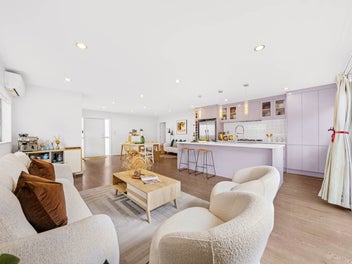 Sun, Space and Easy Living