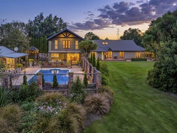 Grand Family Lifestyle on 4ha